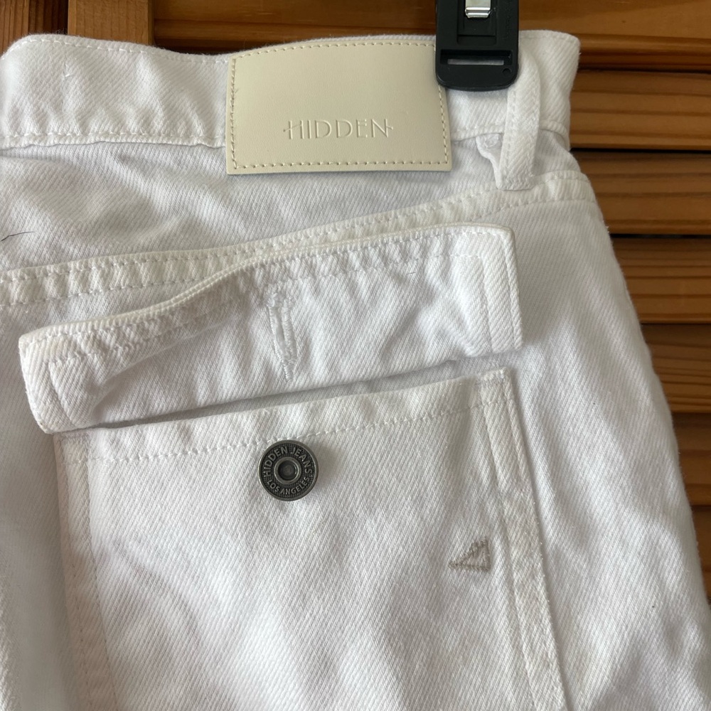 Women’s White Cargo Pants - Picture 4 of 6
